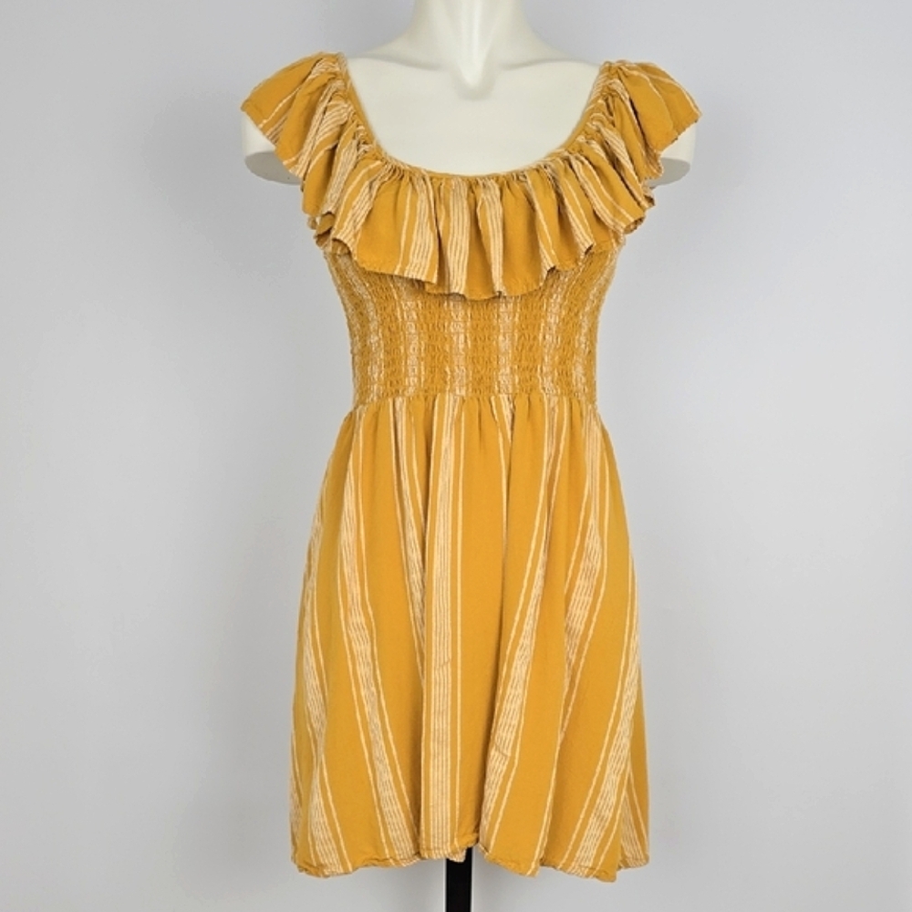 RIP CURL Women's Dress Off The Shoulder Ruffled Smocked Mustar Yellow Cream Sz S